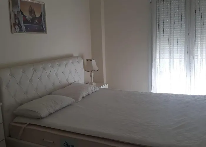 Central Apartments Eretria