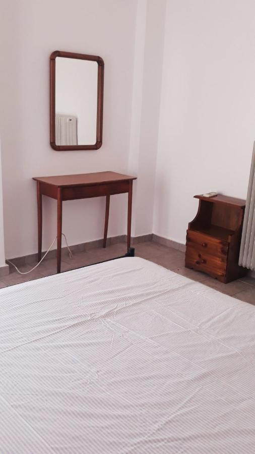 Central Apartments Eretria Apartment
