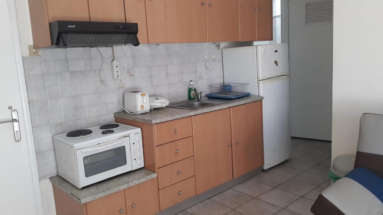 Central Apartments Eretria *
